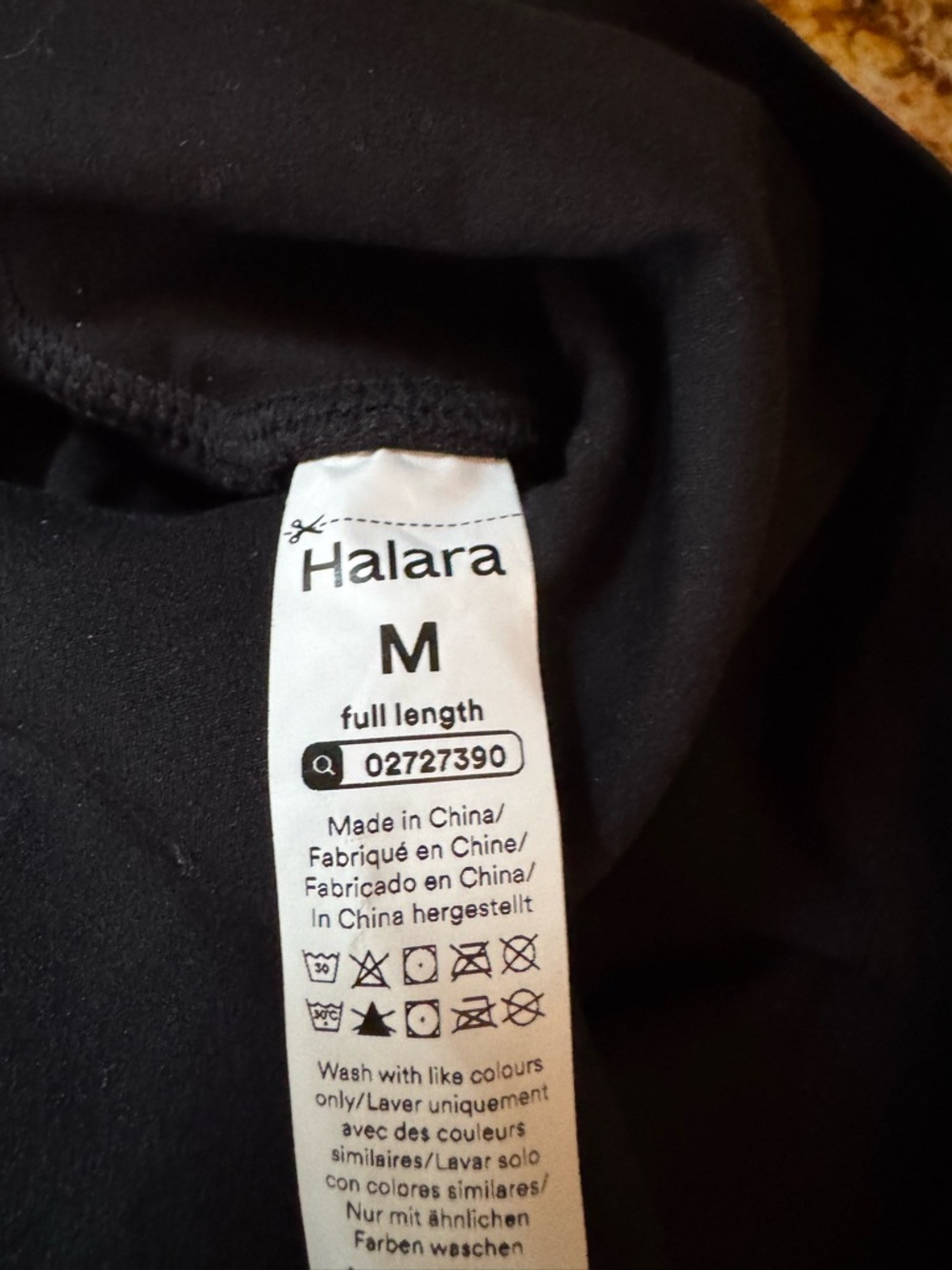 HALARA Black High-Rise Seam Detail Leggings - Picture 5 of 5